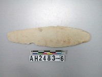 藏品(石矛殘件)的圖片